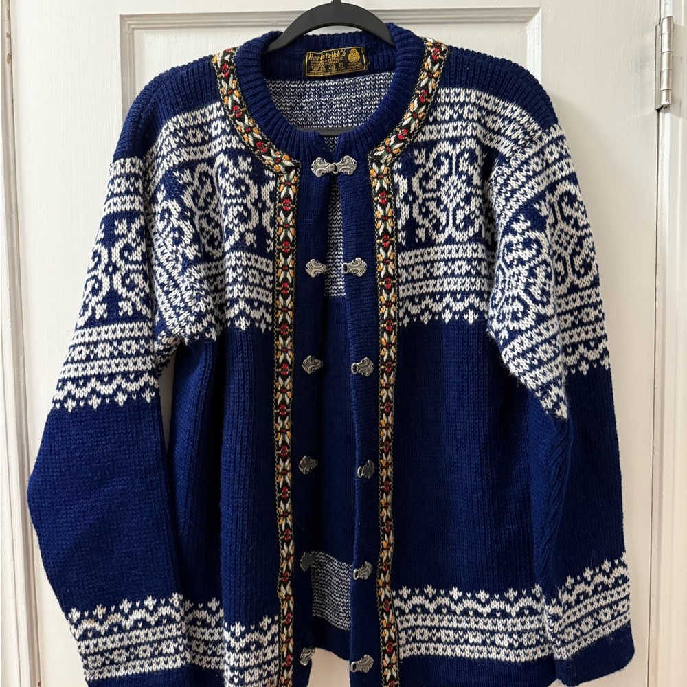 100% wool Nordstrikks cardigan
